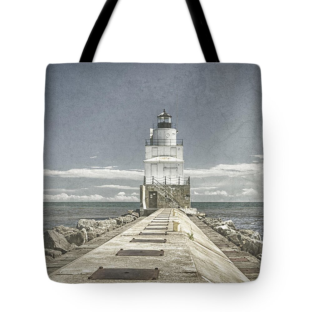 Architecture Tote Bag featuring the photograph Manitowoc Breakwater Lighthouse II by Joan Carroll