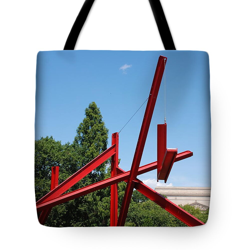 Mark Di Suvero Steel Beam Sculpture Tote Bag featuring the photograph Mark di Suvero Steel Beam Sculpture by Kenny Glover