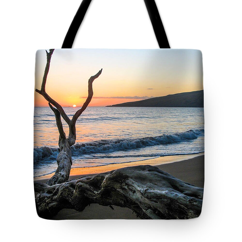 Hawaii Tote Bag featuring the photograph Maui Sunset by Dawn Key