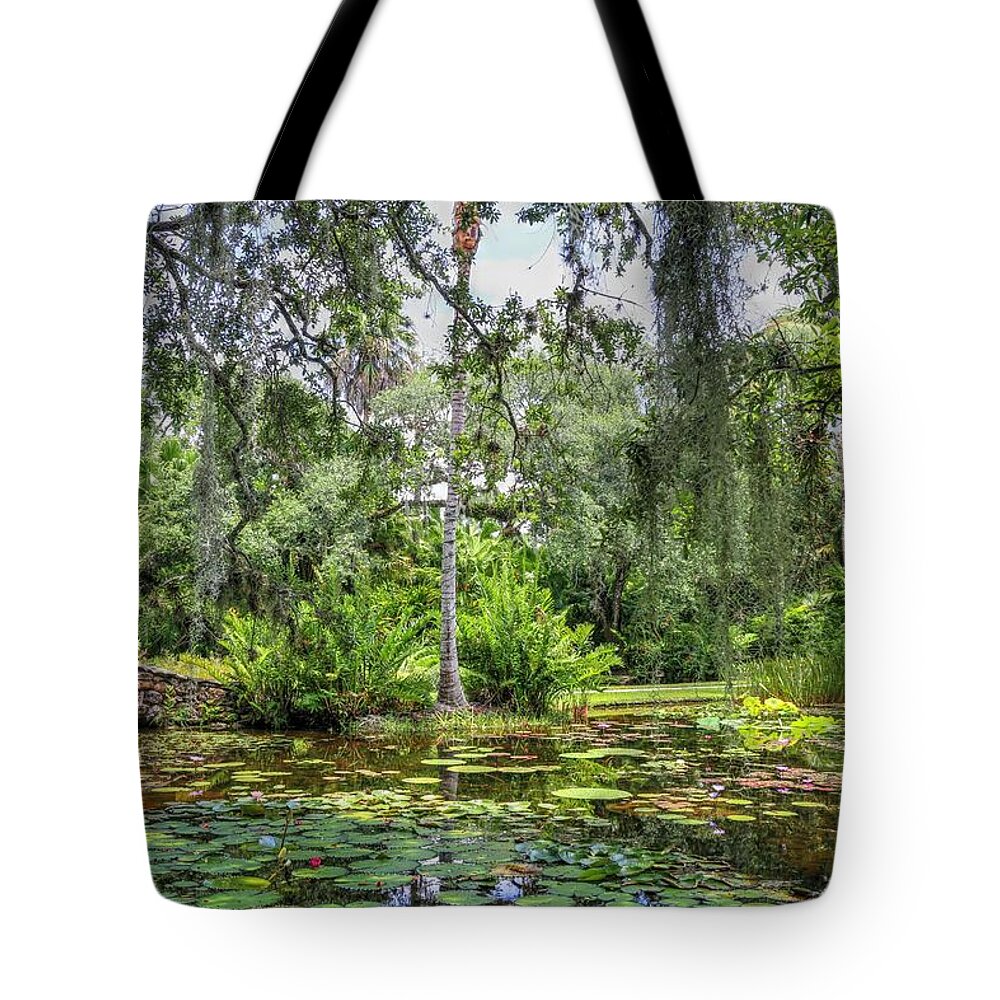 Mckee Botanical Gardens Tote Bag featuring the photograph McKee Botanical Gardens by Carol Montoya