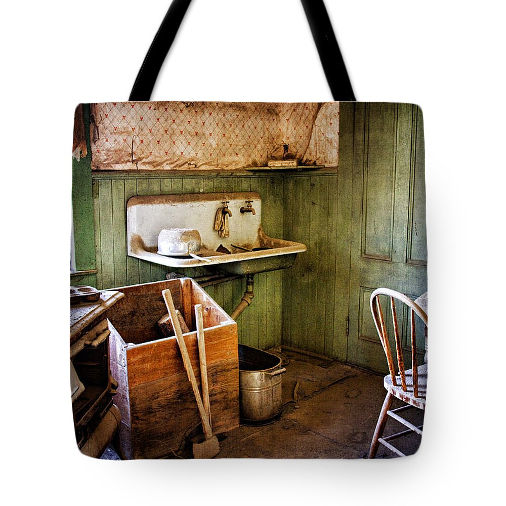 Bodie Tote Bag featuring the photograph Miller Kitchen by Lana Trussell