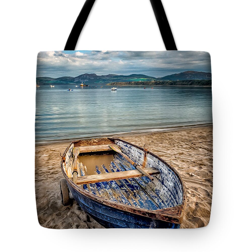 Beach Tote Bag featuring the photograph Morfa Nefyn Boat by Adrian Evans