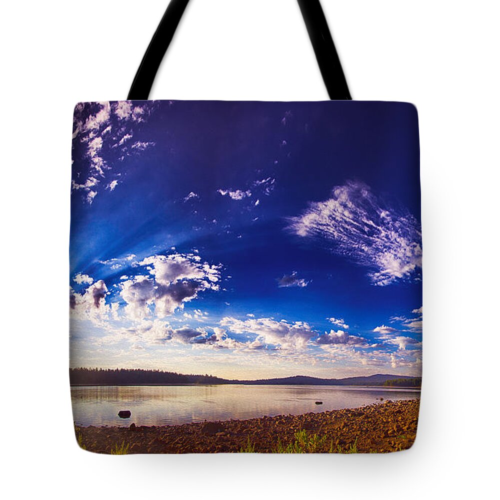 Ashland Tote Bag featuring the photograph Morning Majesty by Omaste Witkowski