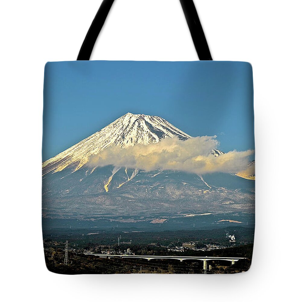 Scenics Tote Bag featuring the photograph Mt Fuji by Melvin Pereira / Runningturtle.wordpress.com