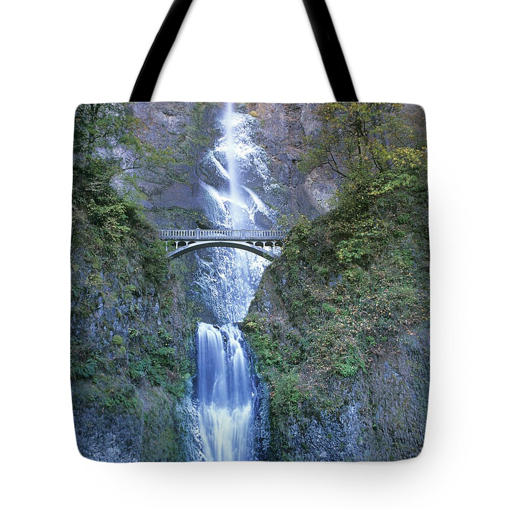 North America Tote Bag featuring the photograph Multnomah Falls Columbia River Gorge by Dave Welling