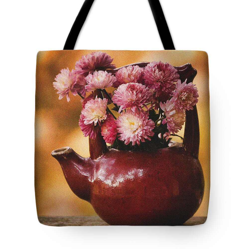 Chrysanthemums Tote Bag featuring the photograph Mums in a Teapot Still Life by Peggy Collins