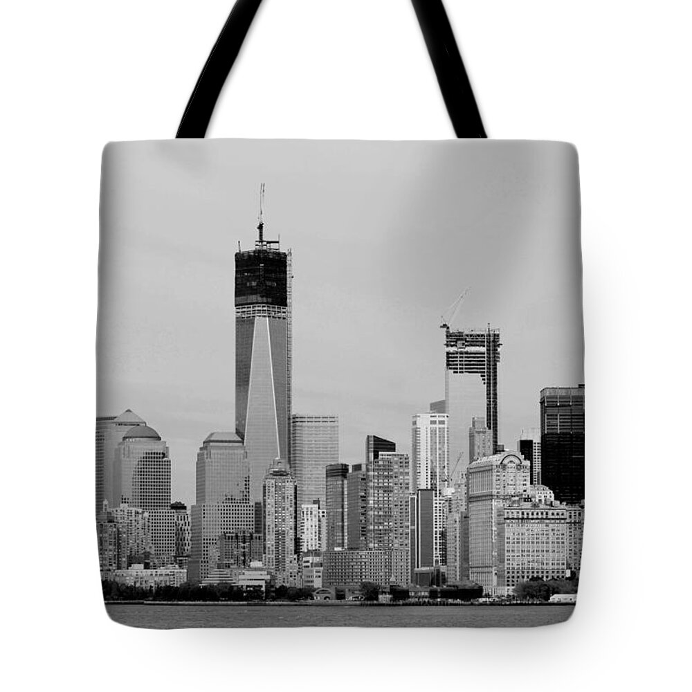 Harbor Tote Bag featuring the photograph NEW YORK HARBOR in BLACK AND WHITE by Rob Hans