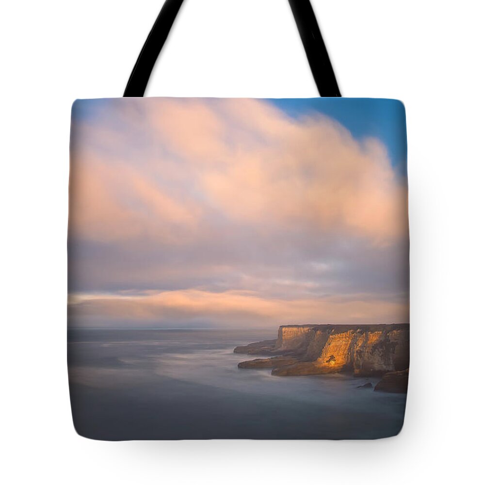 Landscape Tote Bag featuring the photograph Nimbus Almighty by Jonathan Nguyen