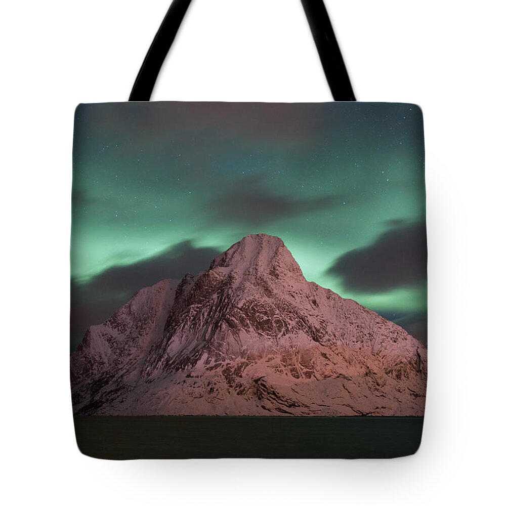Tranquility Tote Bag featuring the photograph Northern Lights Near Reine by Richard Mcmanus