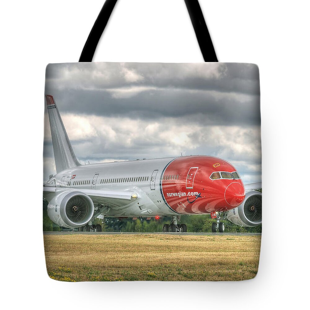 Boeing Tote Bag featuring the photograph Norwegian 787 by Jeff Cook