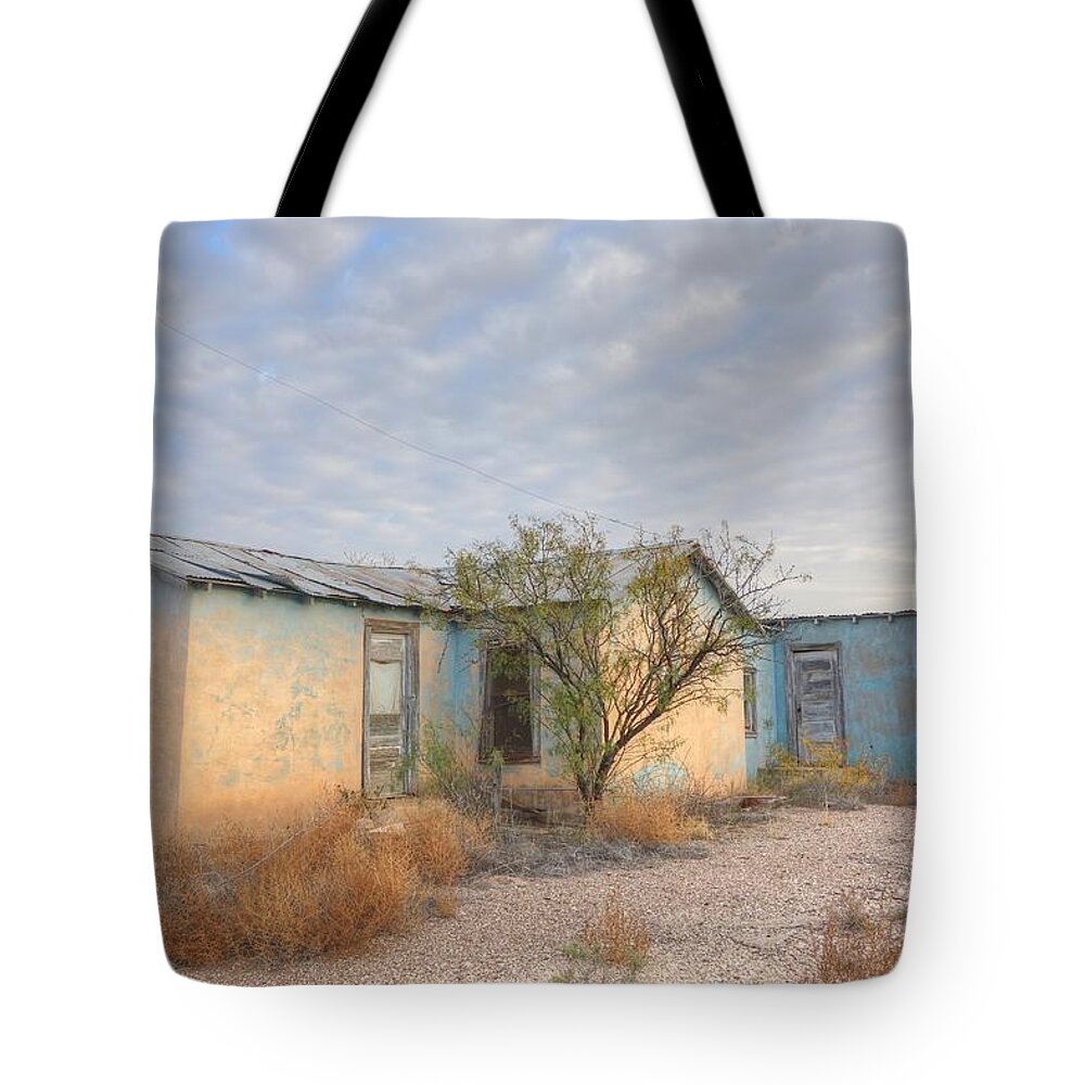 Old House Tote Bag featuring the photograph Old House in Ft. Stockton Muted Colors by Lanita Williams