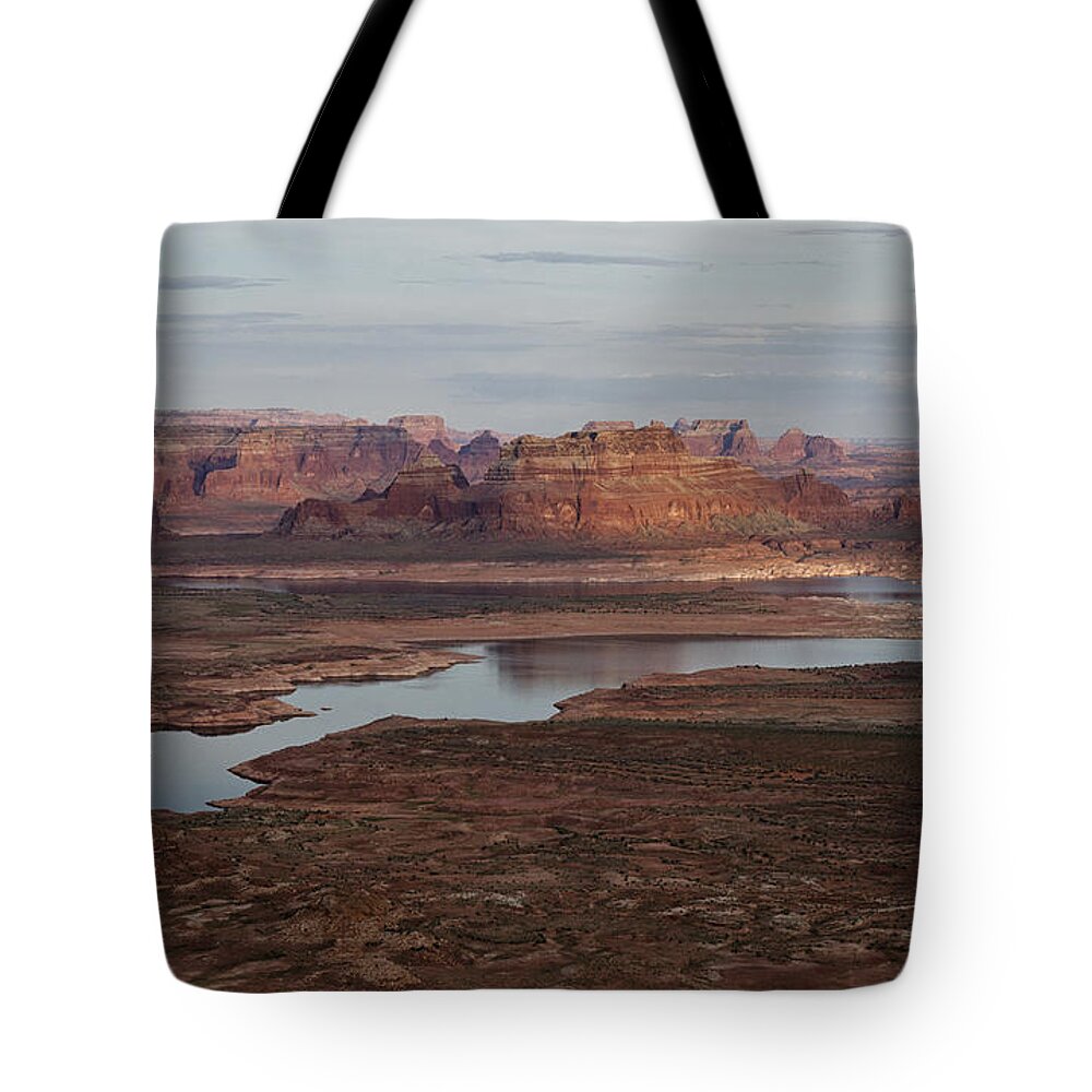 Sunset Tote Bag featuring the photograph Padre Bay - Lake Powell by Saija Lehtonen