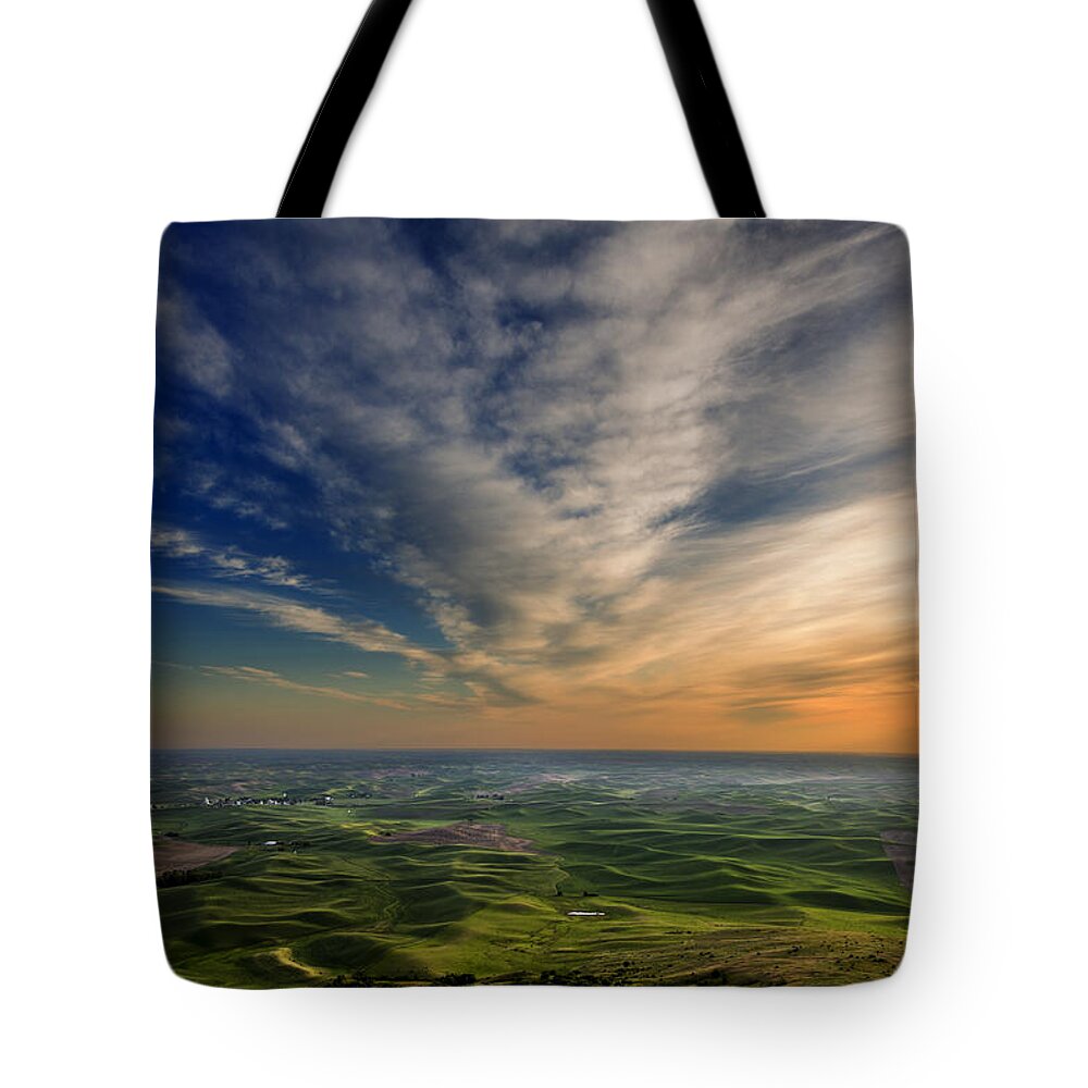 Palouse Tote Bag featuring the photograph Palouse Sunset by Mary Jo Allen