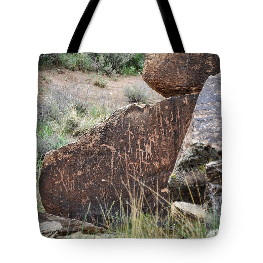 Petroglyphs Tote Bag featuring the photograph Petroglyph Art by Cheryl McClure