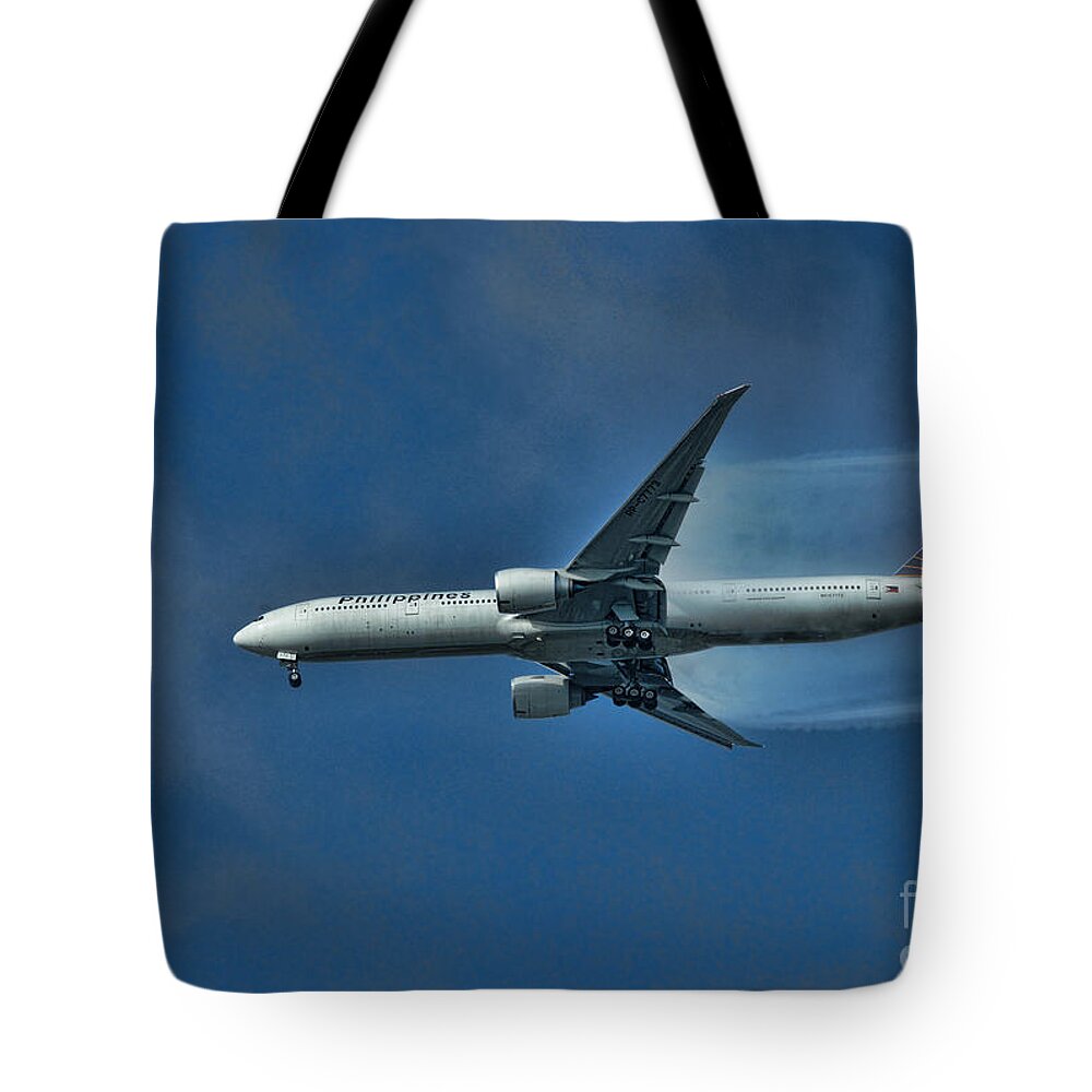 Planes Tote Bag featuring the photograph Philippines Airways HDRPL4251-13 by Randy Harris