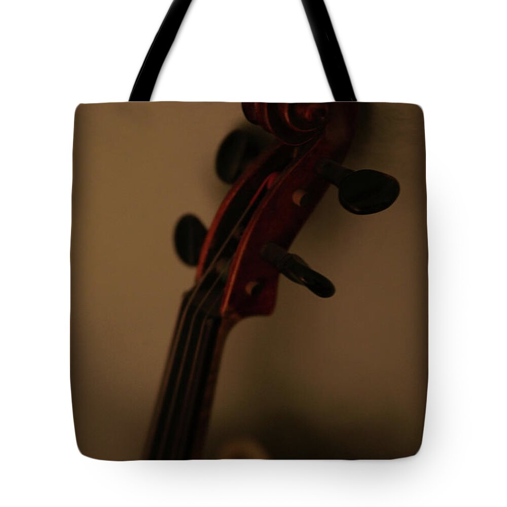 Music Tote Bag featuring the photograph Phoebe by Linda Shafer