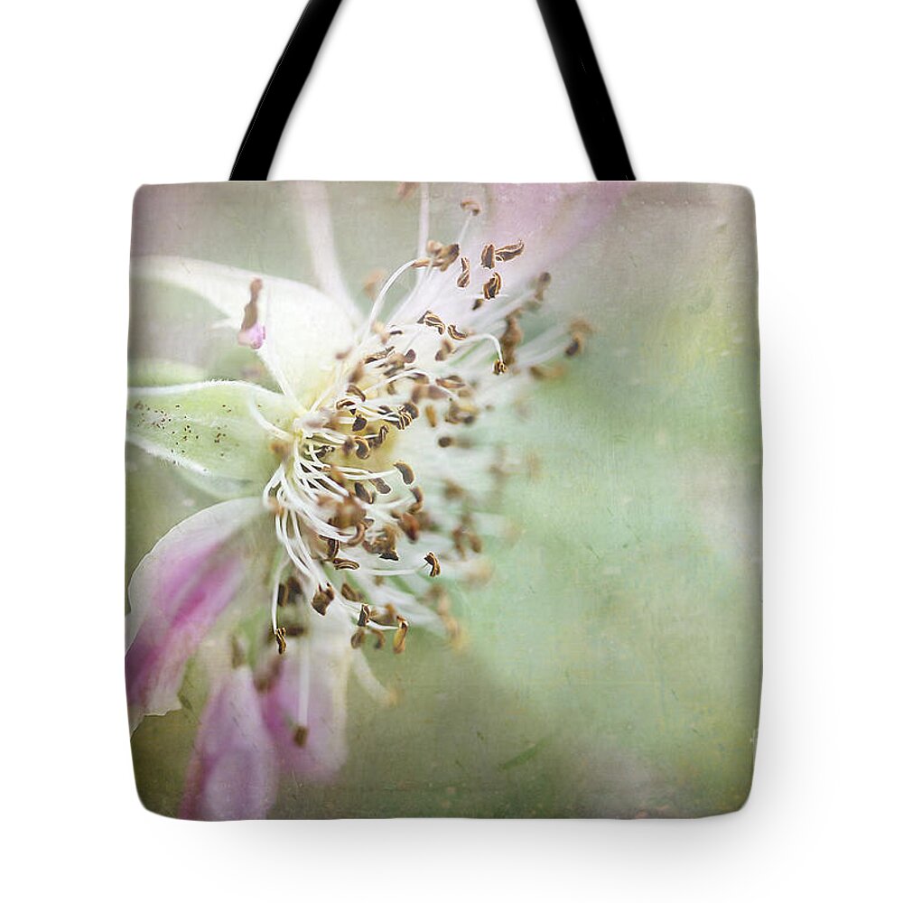 Flower Tote Bag featuring the photograph Pink Impression by Teresa Zieba