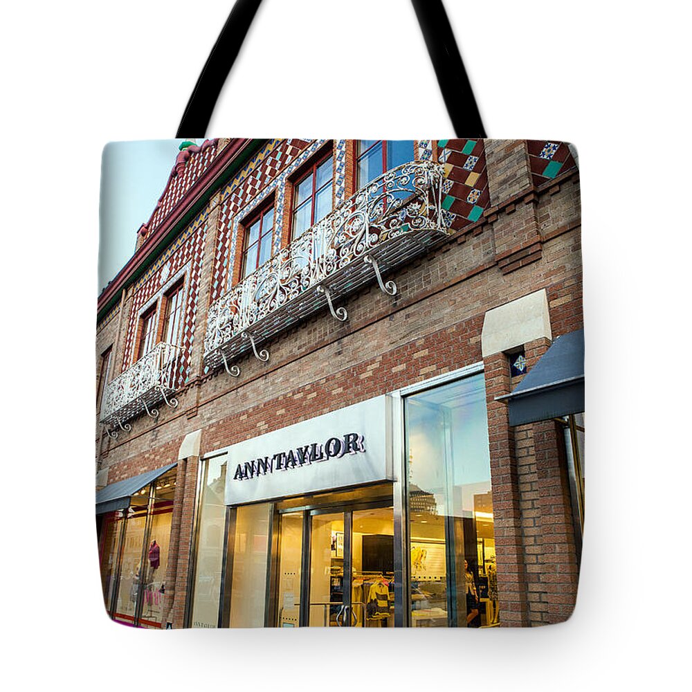 Ann Taylor Tote Bag featuring the photograph Plaza Store by Sennie Pierson