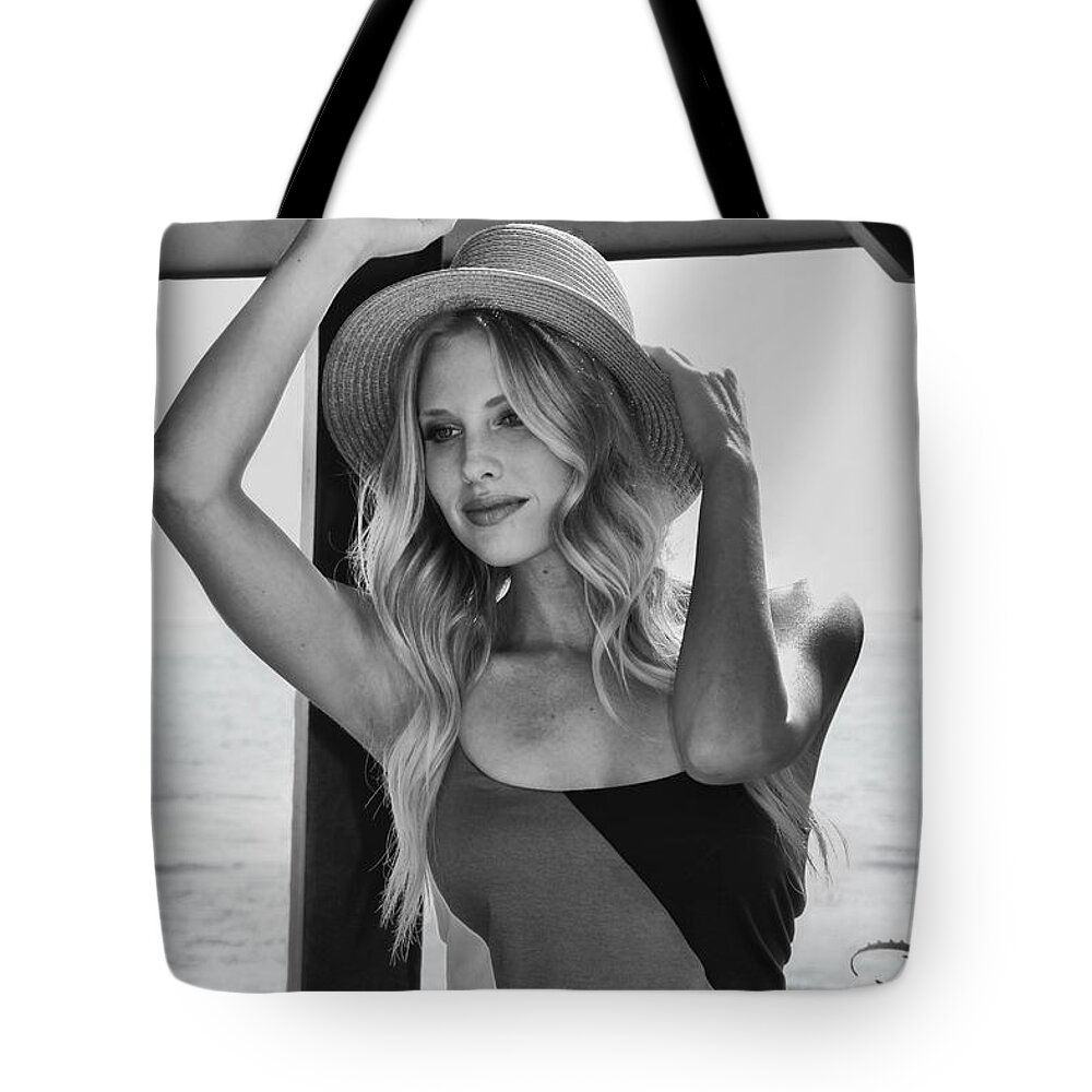 Pretty Lady Tote Bag featuring the photograph Pretty Lady Pretty Hat by Mariola Bitner