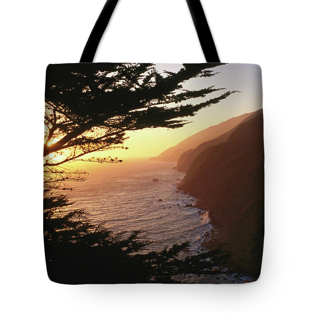 Forecasting Tote Bag featuring the photograph Ragged Point Outlook On Highway One by Holger Leue