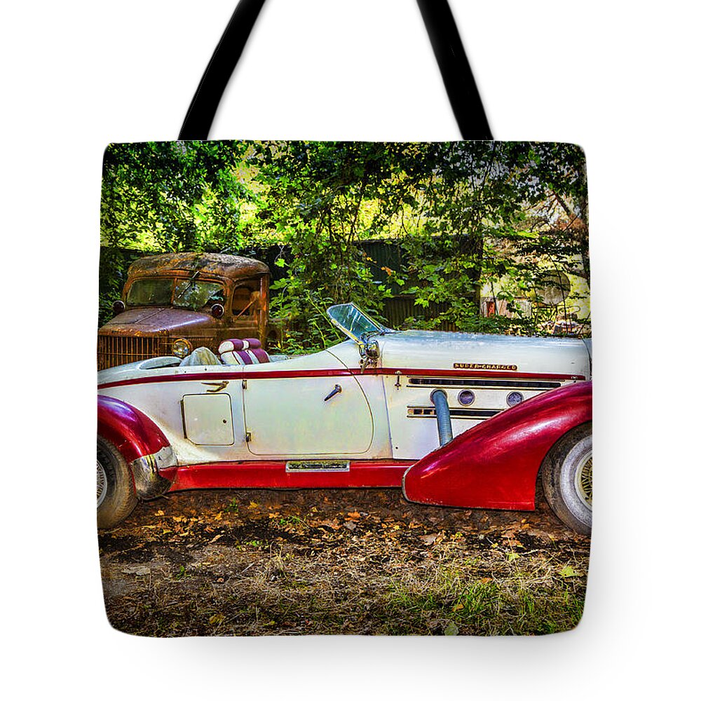 Orgotten Tote Bag featuring the photograph Red And White Auburn by Garry Gay