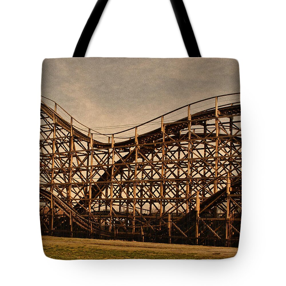 Puyallup Fair Tote Bag featuring the photograph Roller coaster 1 by Ron Roberts