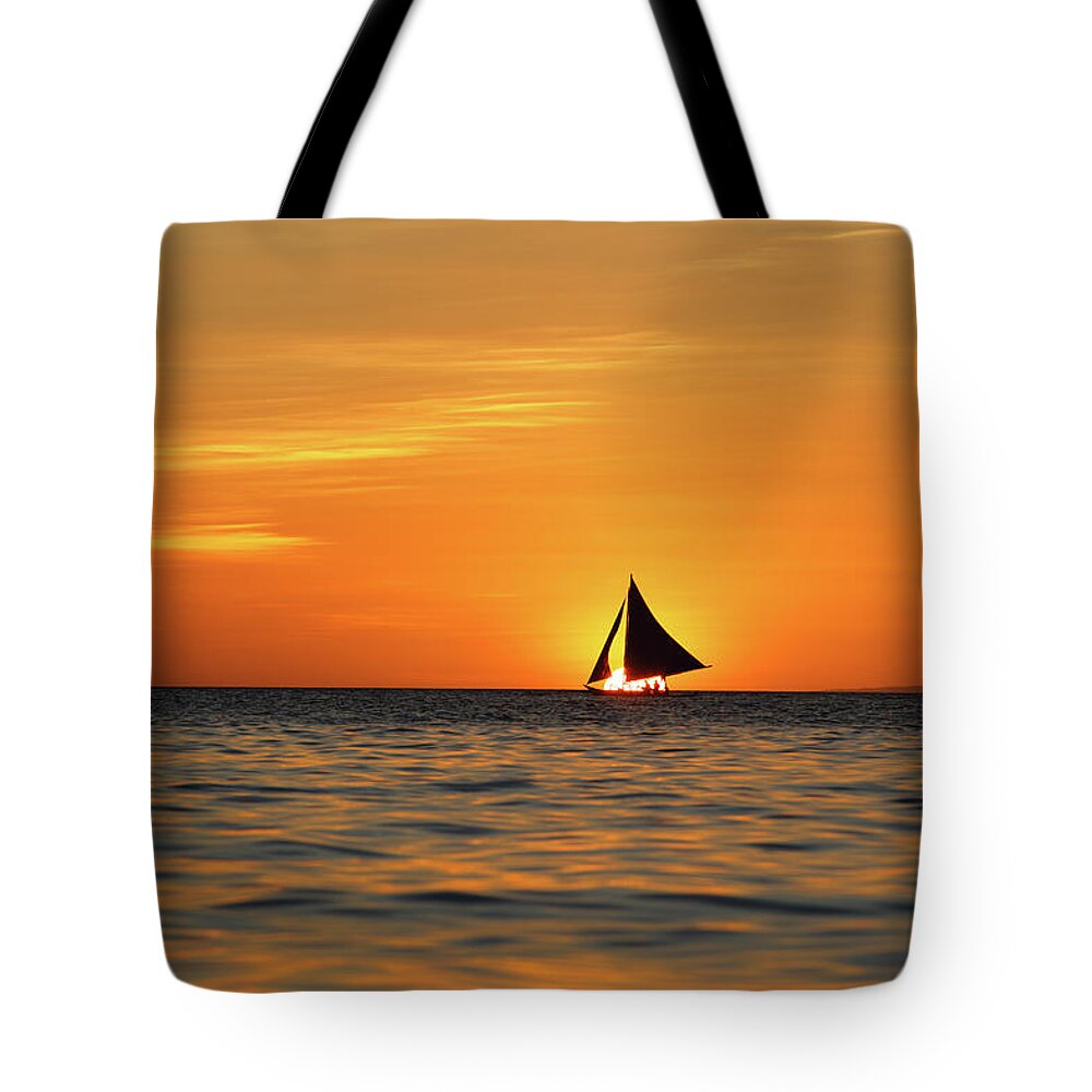 Scenics Tote Bag featuring the photograph Sailing Sunset by Vuk8691