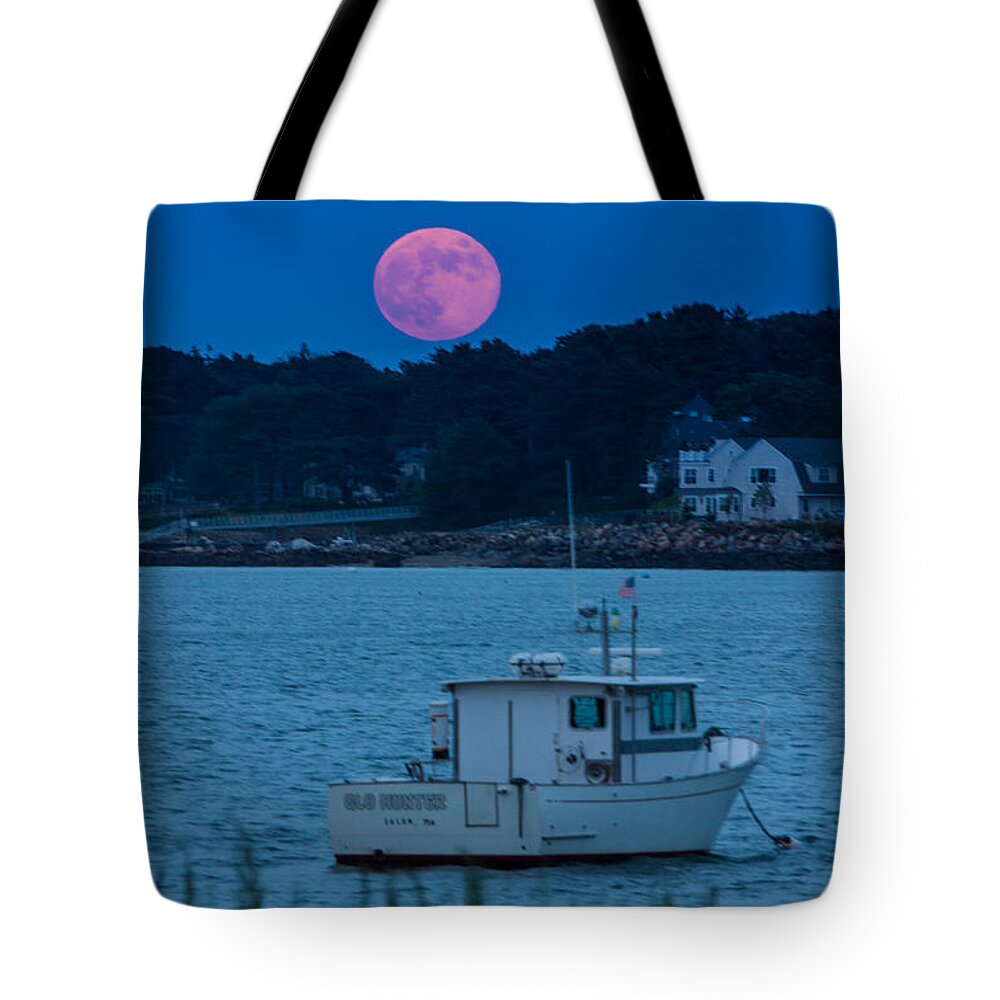 Salem Tote Bag featuring the photograph Sailors Delight by Jeff Folger