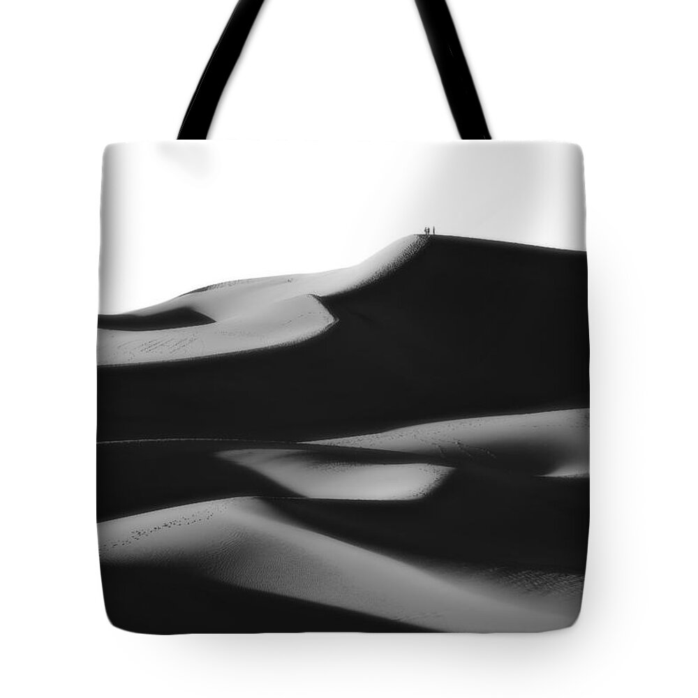 Landscape Tote Bag featuring the photograph Sand Dunes and Hikers by Jonathan Nguyen