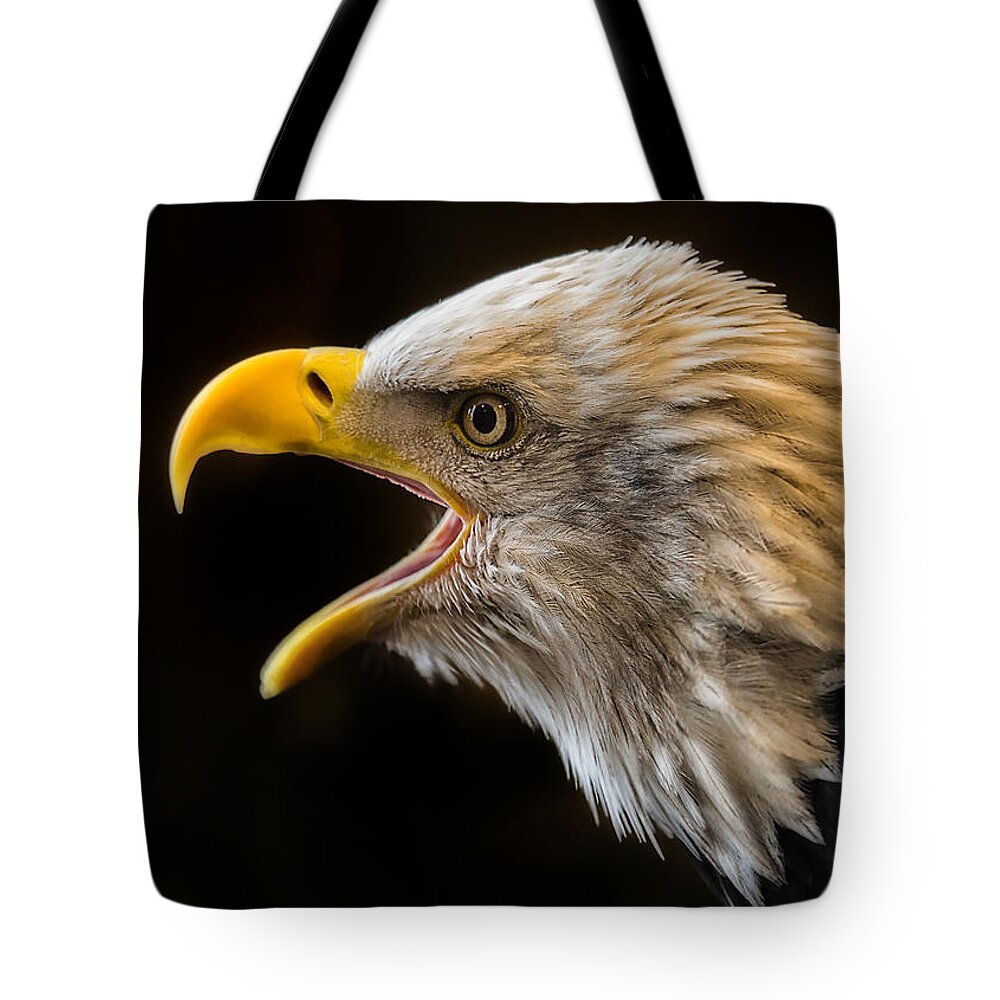 Eagle Tote Bag featuring the photograph Scream For Freedom by Bill and Linda Tiepelman