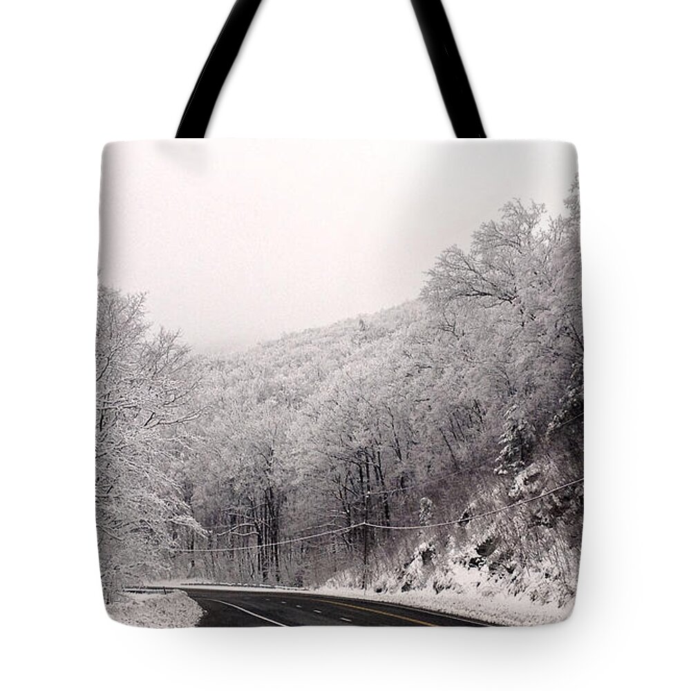 Taconic Hills Tote Bag featuring the photograph Settled Snow by Kristin Hatt