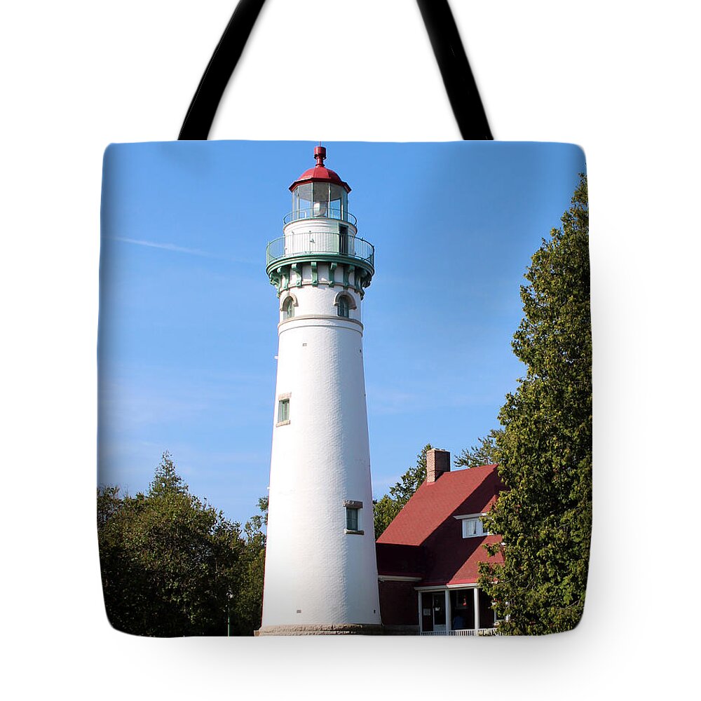 Light Tote Bag featuring the photograph Seul Choix Lighthouse by George Jones