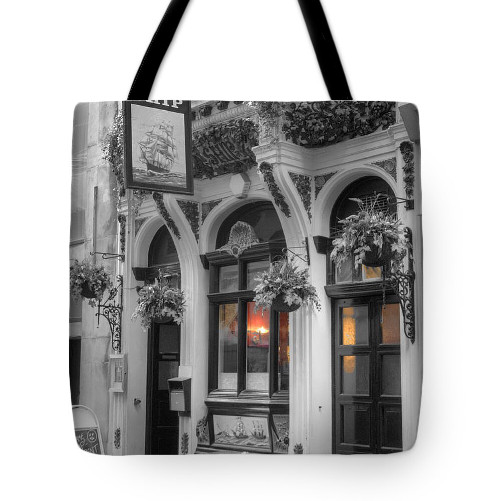 Ship Tote Bag featuring the photograph Ship Pub in London by David Birchall