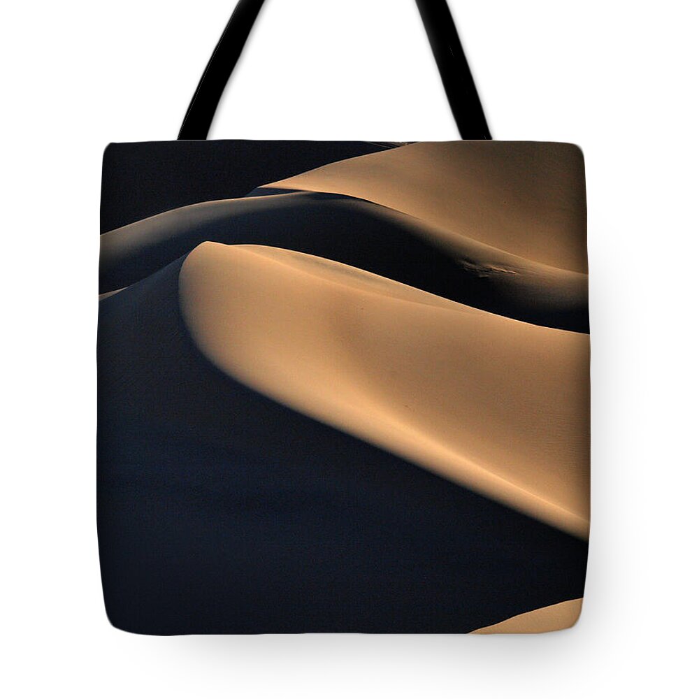 Death Valley National Park Tote Bag featuring the photograph Sinuous Dunes by Joe Schofield
