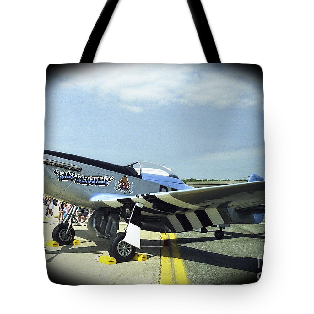 P-51d Tote Bag featuring the photograph Six Shooter Left View by Jon Munson II