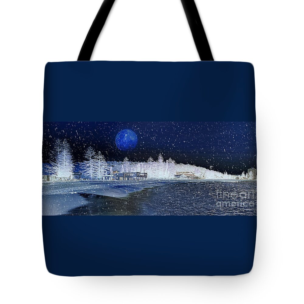 Photography Tote Bag featuring the photograph Snowing at Sydney Beach by Kaye Menner