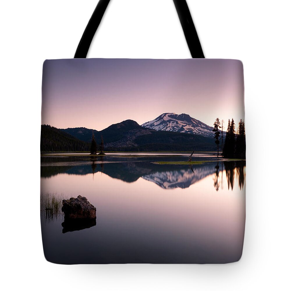 Sparks Tote Bag featuring the photograph Sparks Lake Sunrise by Andrew Kumler