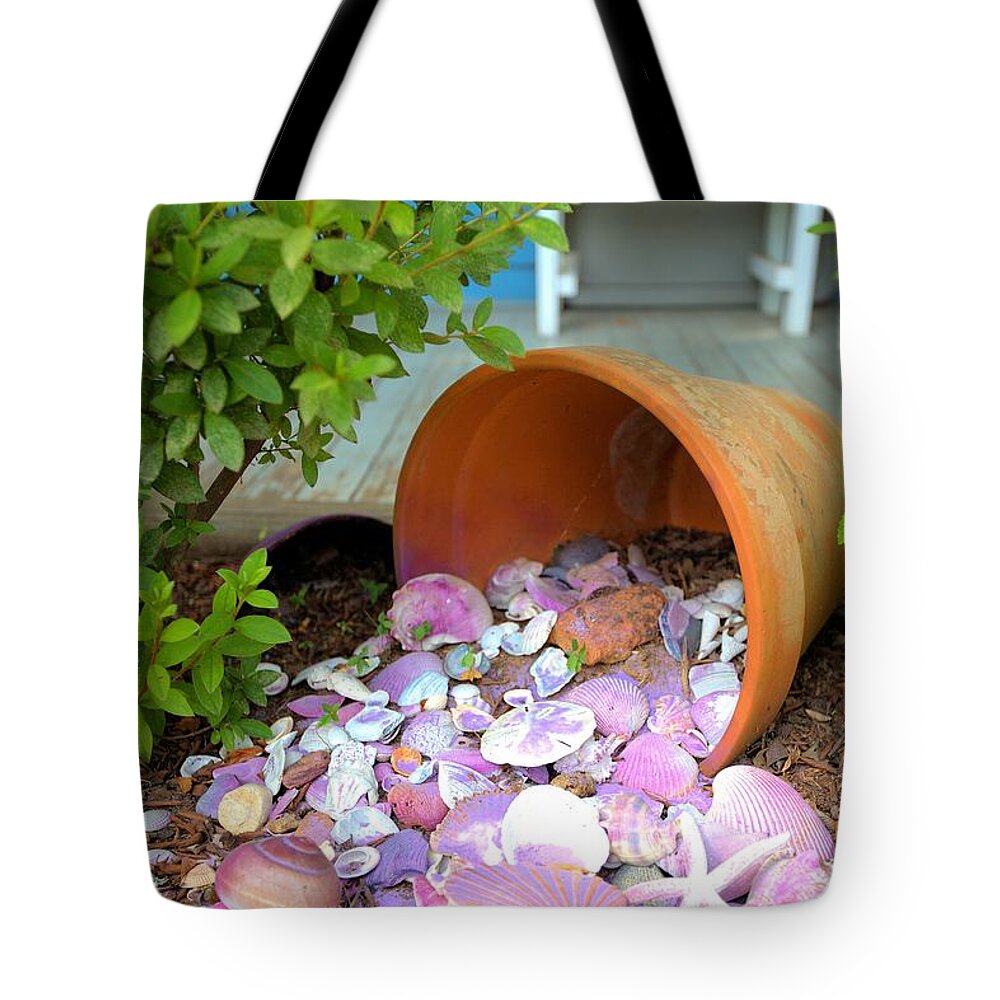 6006 Tote Bag featuring the photograph Spilled Shels by Gordon Elwell