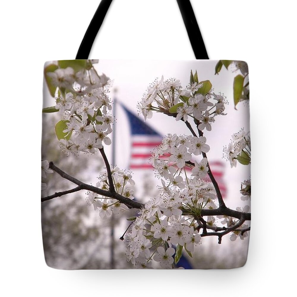 Usa Tote Bag featuring the digital art Springtime In The South by Matthew Seufer