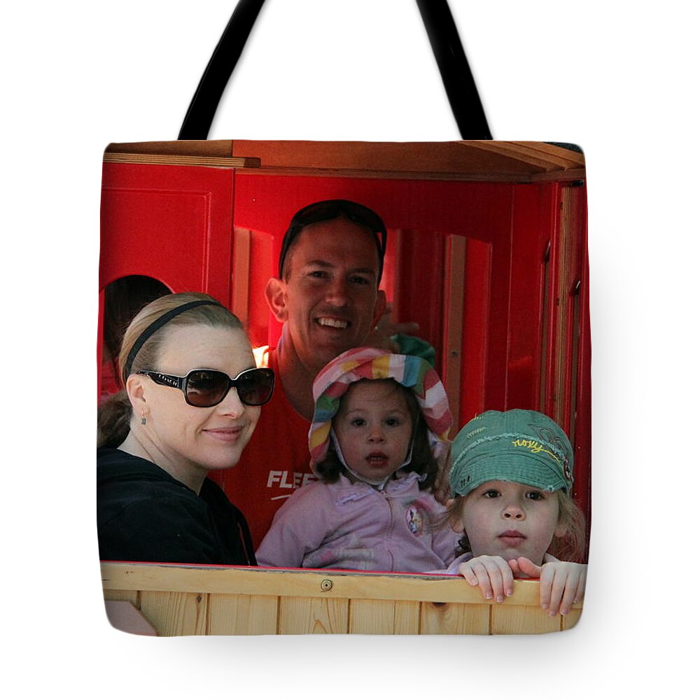 Zoo Zoom 2013 Tote Bag featuring the photograph Steve Family by Randy Wehner