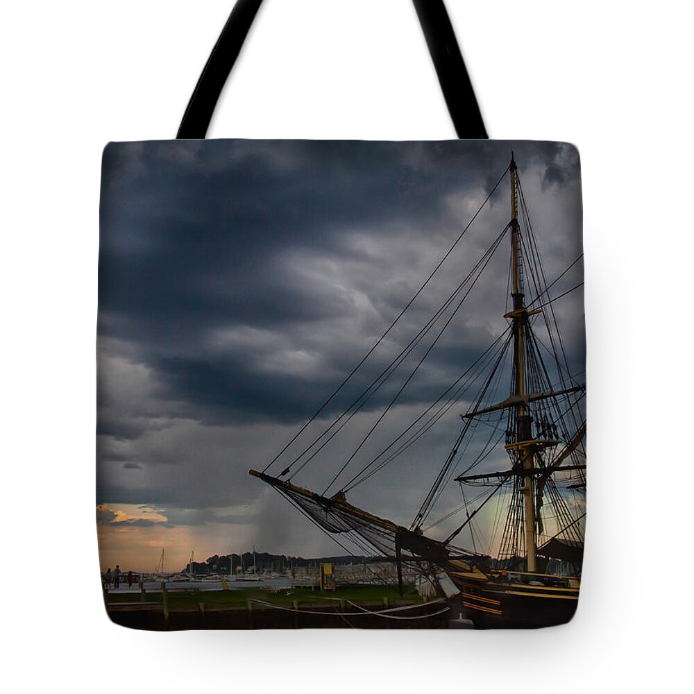 Salem Tote Bag featuring the photograph Storm passing Salem by Jeff Folger