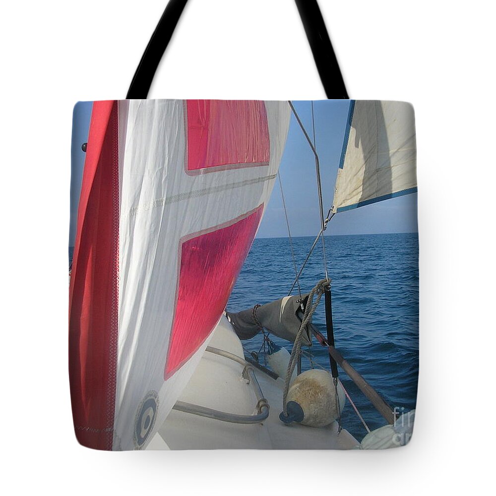 Rogerio Mariani Tote Bag featuring the photograph Sunpearl High Seas by Rogerio Mariani