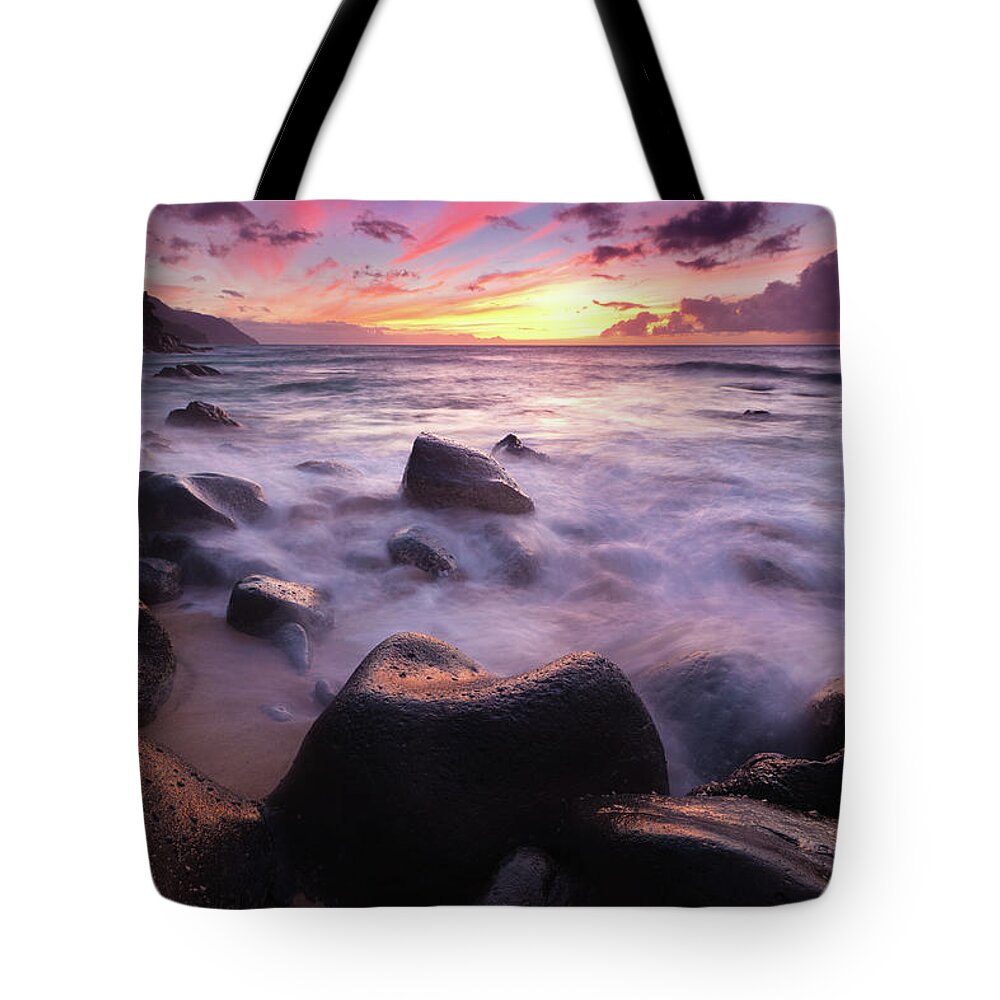 Scenics Tote Bag featuring the photograph Sunset On The Napali Coast, Kaui, Hawaii by Wingmar