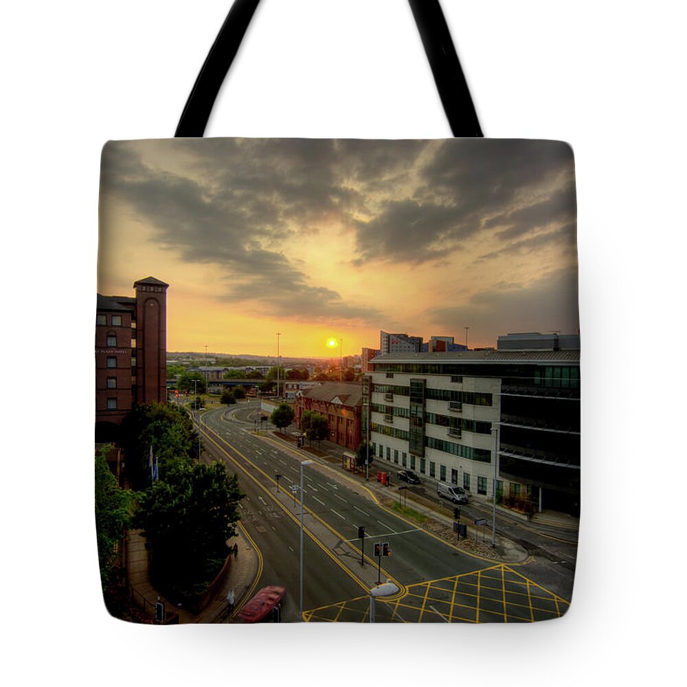 Land Vehicle Tote Bag featuring the photograph Sunset Over Leeds City Centre by Chris Mcloughlin