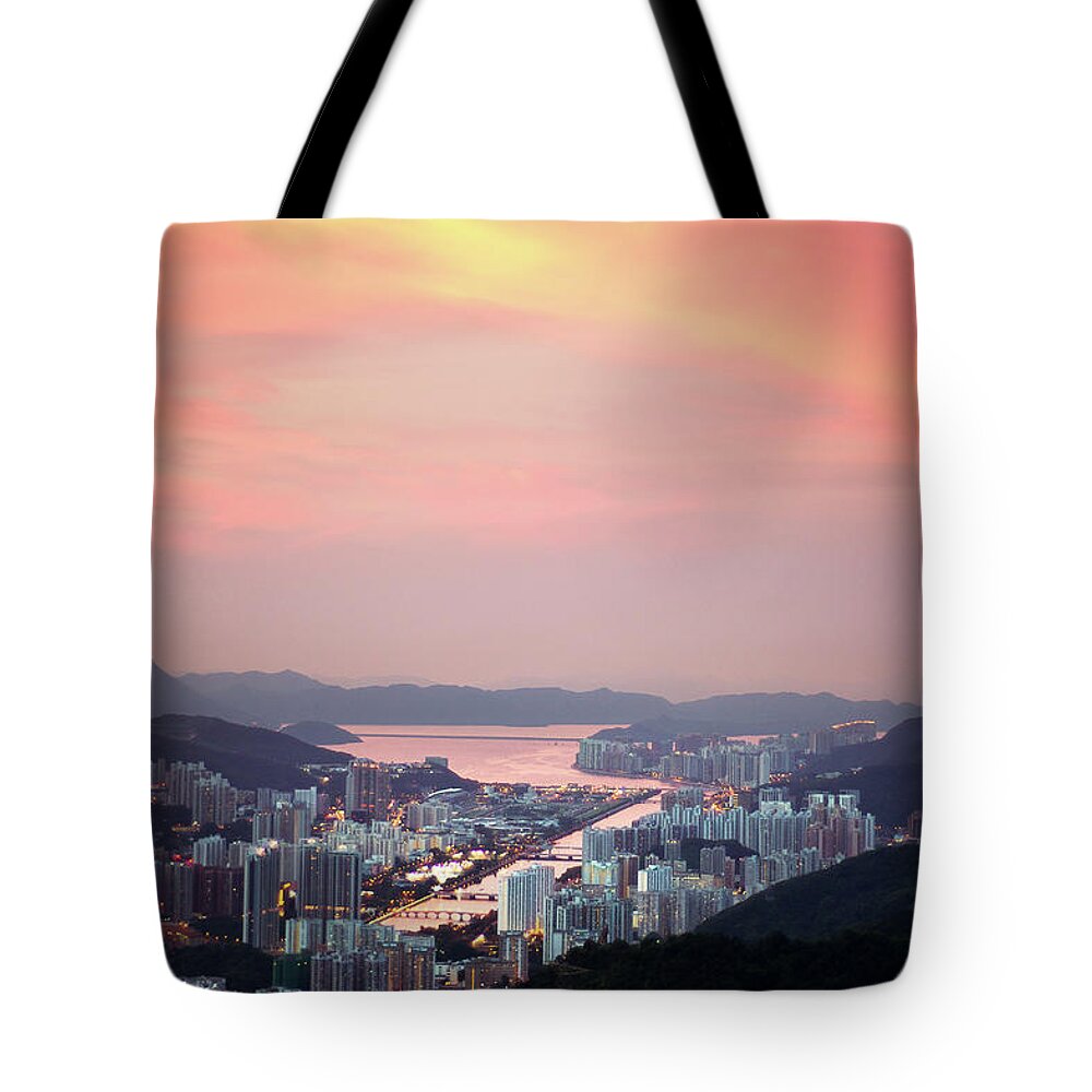 Scenics Tote Bag featuring the photograph Sunset River In The City by Bbq