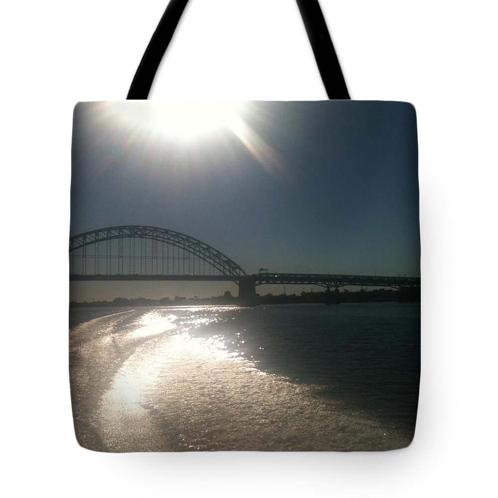 Hot Tote Bag featuring the photograph Tacony/Palmyra Hot Summer D by Sheila Mashaw