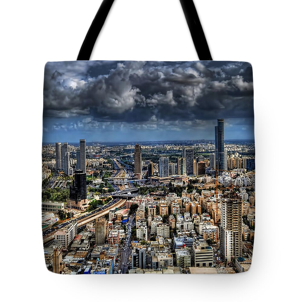 Israel Tote Bag featuring the photograph Tel Aviv Love by Ron Shoshani