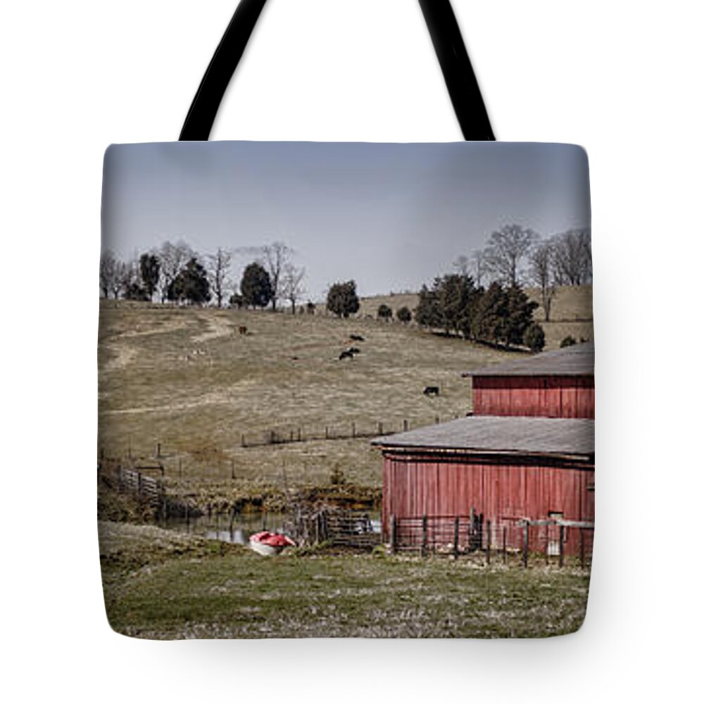 Barn Tote Bag featuring the photograph Tennessee Farmstead by Heather Applegate