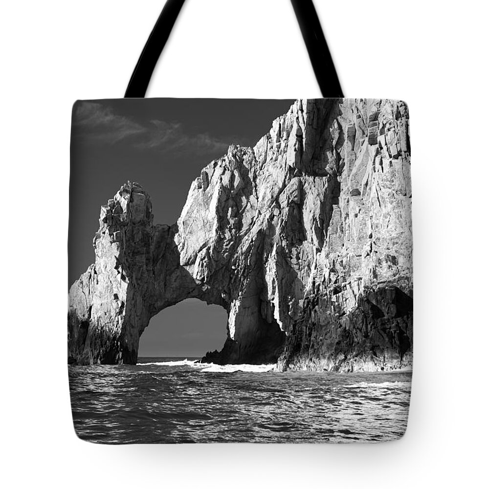 Los Cabos Tote Bag featuring the photograph The Arch Cabo San Lucas in Black and White by Sebastian Musial