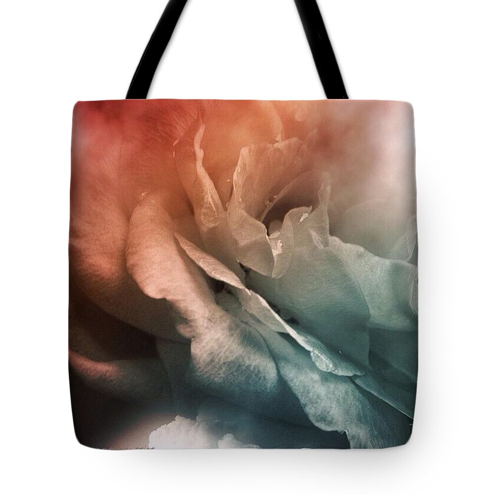 Mybest_edit Tote Bag featuring the photograph The Beautiful Dream Of The by Anna Porter